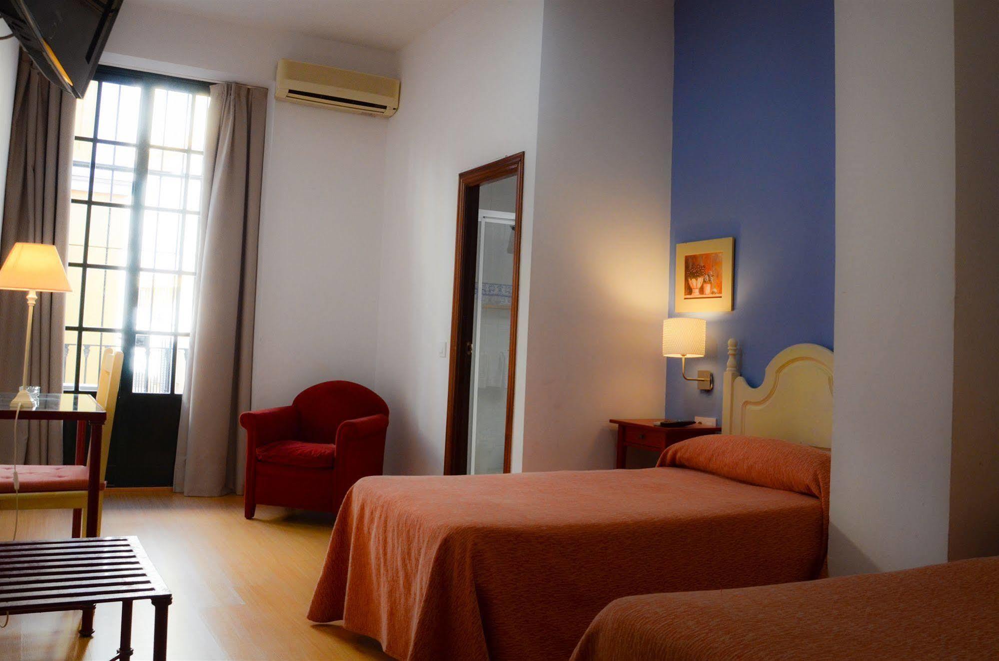 Hotel Londres *